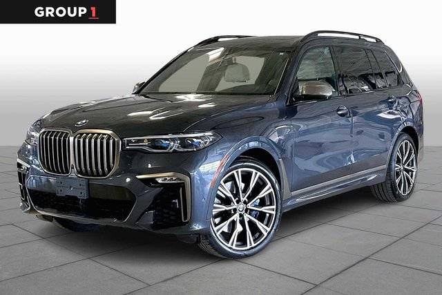 2022 BMW X7 M50i AWD photo