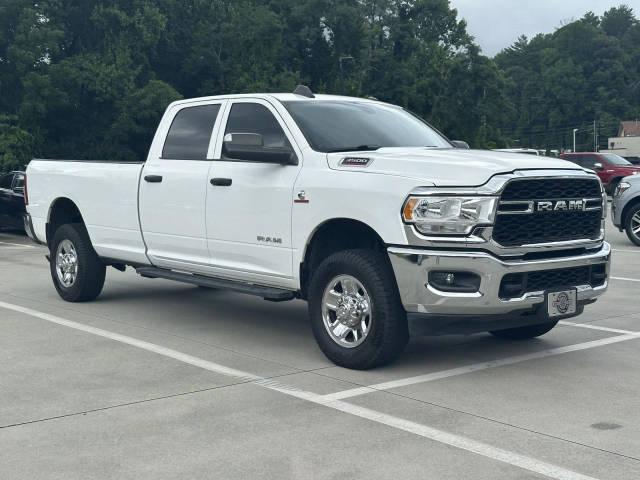 2022 Ram 3500 Tradesman 4WD photo
