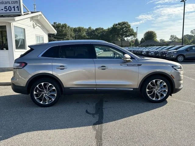 2021 Lincoln Nautilus Reserve AWD photo