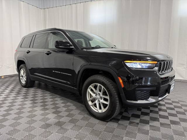 2021 Jeep Grand Cherokee L Laredo 4WD photo