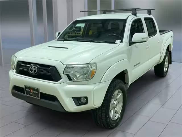 2015 Toyota Tacoma  4WD photo