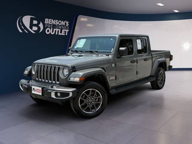 2021 Jeep Gladiator Overland 4WD photo
