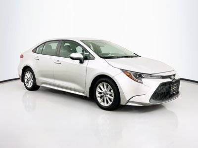 2021 Toyota Corolla LE FWD photo