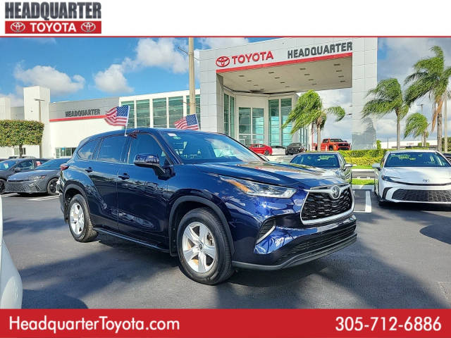 2021 Toyota Highlander L FWD photo