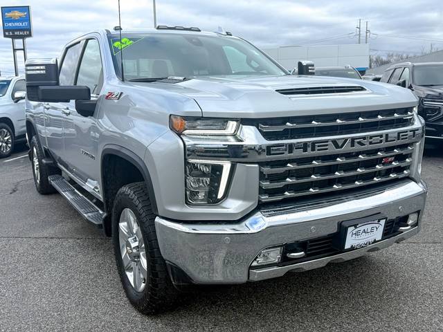 2022 Chevrolet Silverado 3500HD LTZ 4WD photo