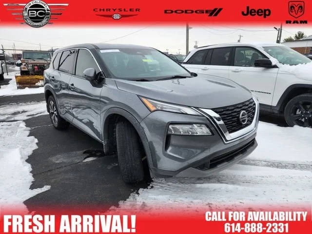 2021 Nissan Rogue SV FWD photo