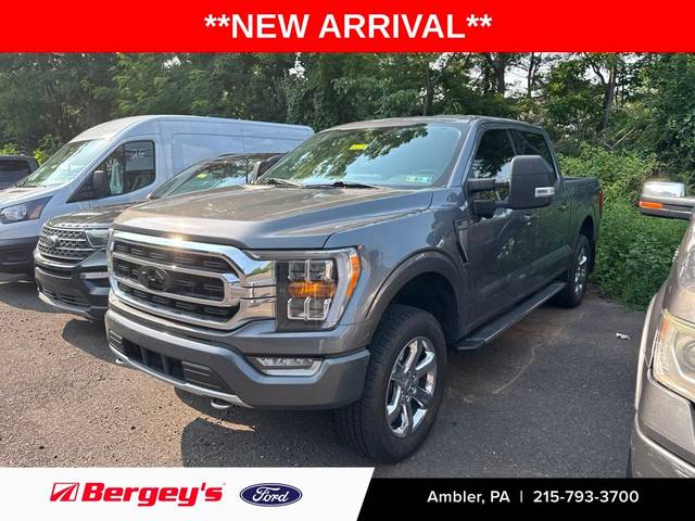 2021 Ford F-150 XLT 4WD photo