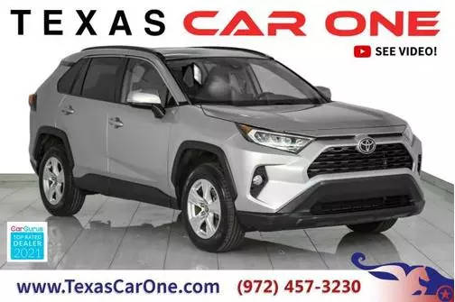 2021 Toyota RAV4 XLE FWD photo