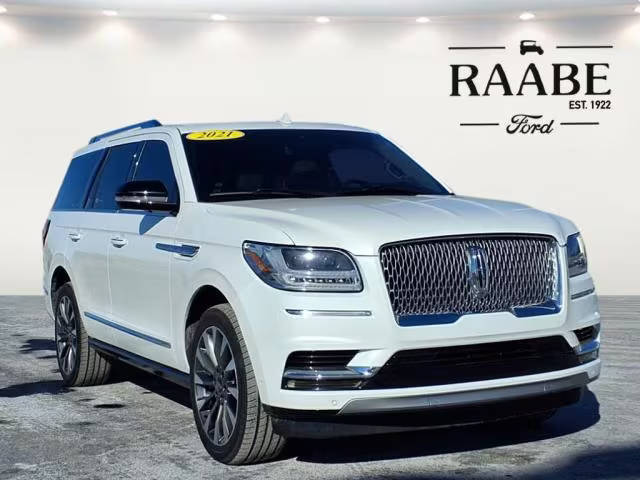 2021 Lincoln Navigator Reserve 4WD photo