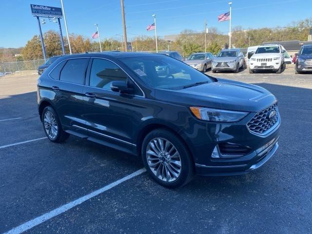 2021 Ford Edge Titanium AWD photo