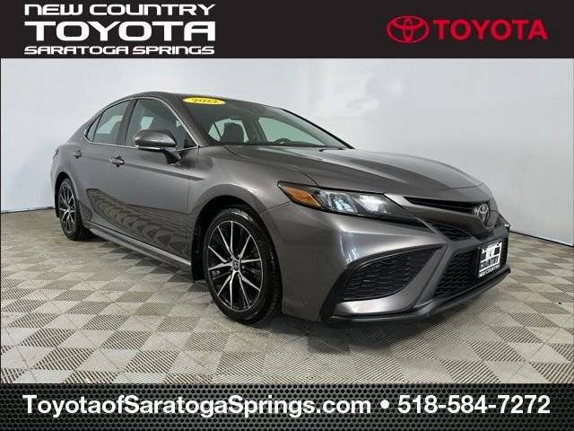 2022 Toyota Camry SE AWD photo