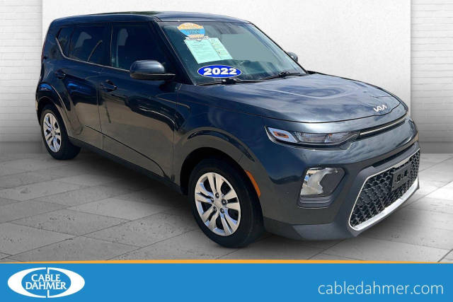 2022 Kia Soul LX FWD photo