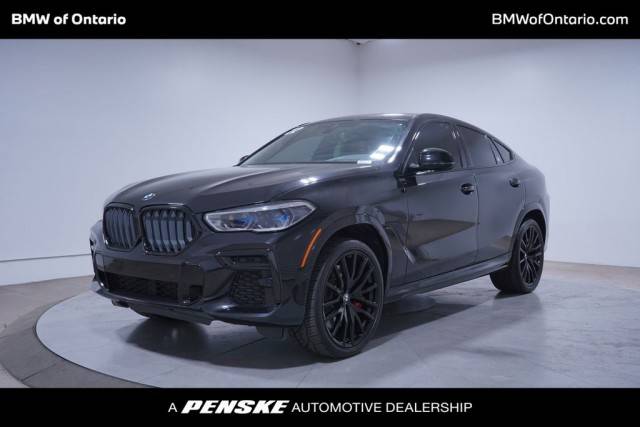 2022 BMW X6 M50i AWD photo