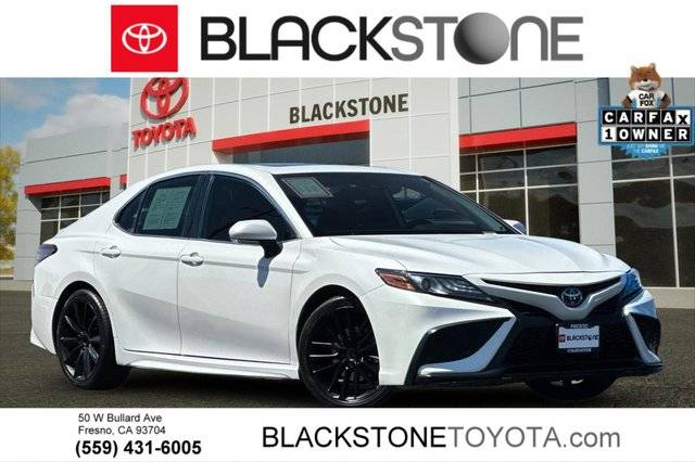 2022 Toyota Camry Hybrid XSE FWD photo