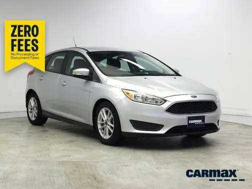 2017 Ford Focus SE FWD photo