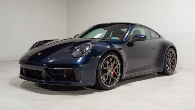 2022 Porsche 911 Carrera S RWD photo