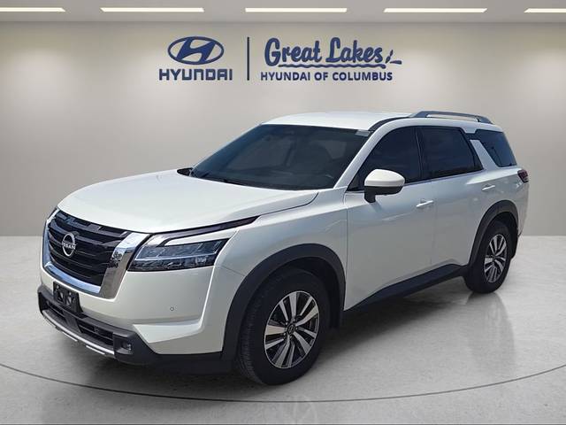 2022 Nissan Pathfinder SL 4WD photo