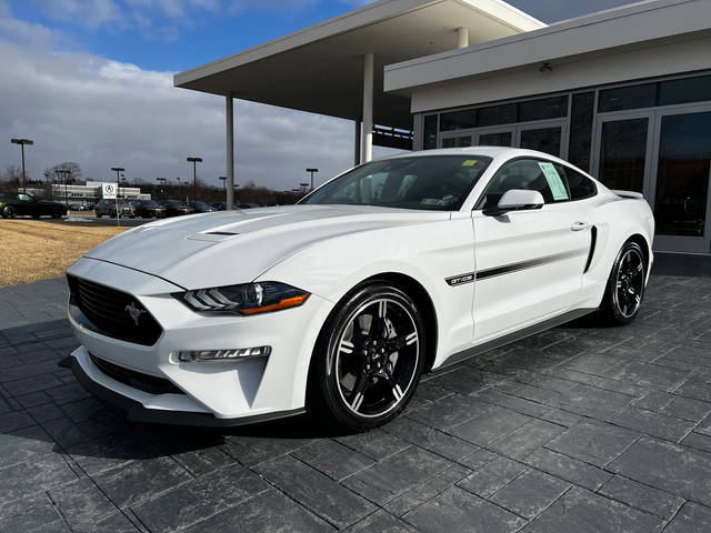 2021 Ford Mustang GT Premium RWD photo