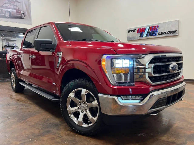 2021 Ford F-150 XLT 4WD photo