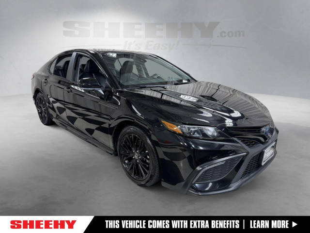 2022 Toyota Camry Hybrid Nightshade FWD photo
