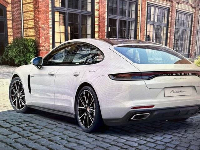 2022 Porsche Panamera 4 E-Hybrid AWD photo