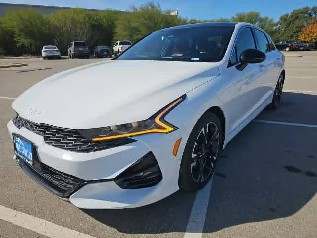 2022 Kia K5 GT-Line FWD photo