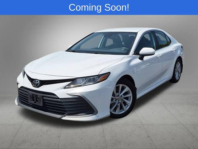 2022 Toyota Camry LE FWD photo