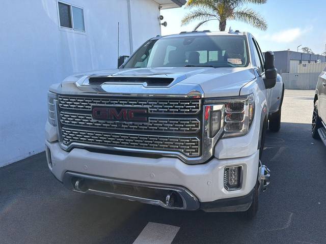 2022 GMC Sierra 3500HD Denali 4WD photo