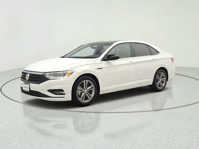 2021 Volkswagen Jetta R-Line FWD photo
