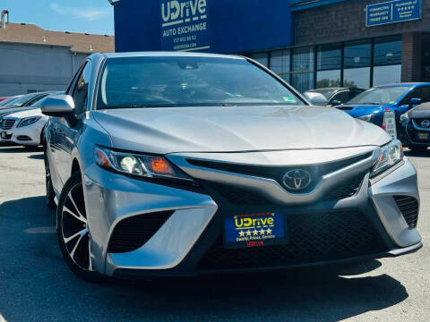 2020 Toyota Camry SE FWD photo