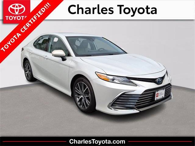 2022 Toyota Camry Hybrid XLE FWD photo