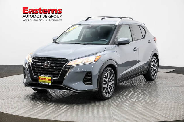 2021 Nissan Kicks SV FWD photo