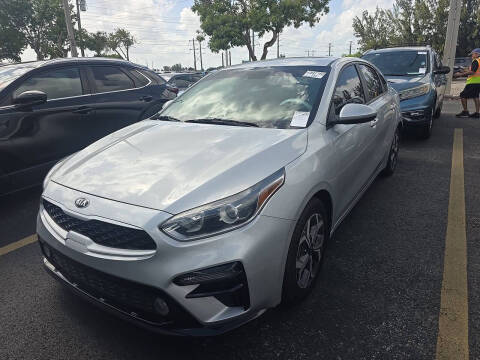2021 Kia Forte LXS FWD photo