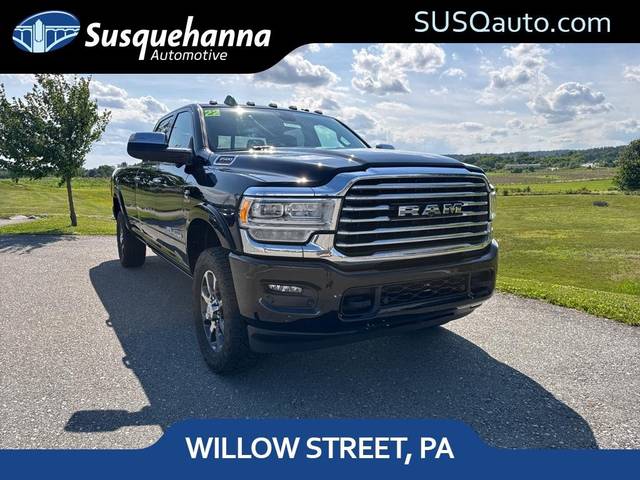 2022 Ram 3500 Longhorn 4WD photo