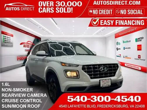 2022 Hyundai Venue SEL FWD photo