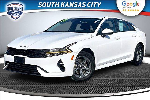 2022 Kia K5 LXS FWD photo