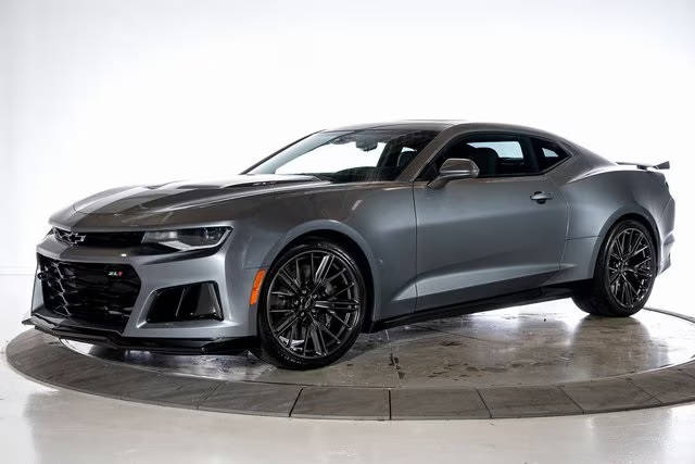 2020 Chevrolet Camaro ZL1 RWD photo