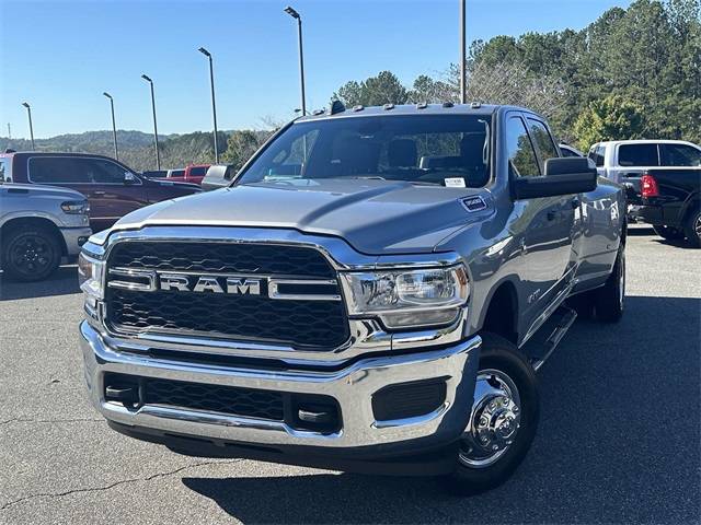 2022 Ram 3500 Tradesman 4WD photo