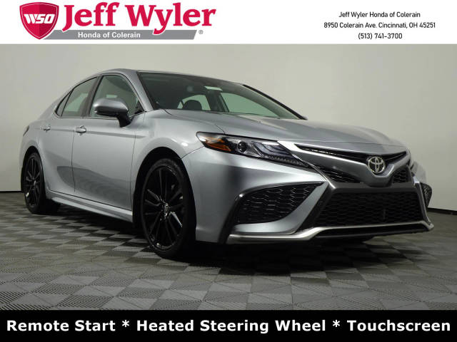 2022 Toyota Camry XSE FWD photo