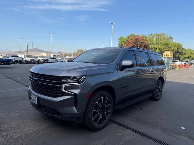 2021 Chevrolet Suburban RST 4WD photo