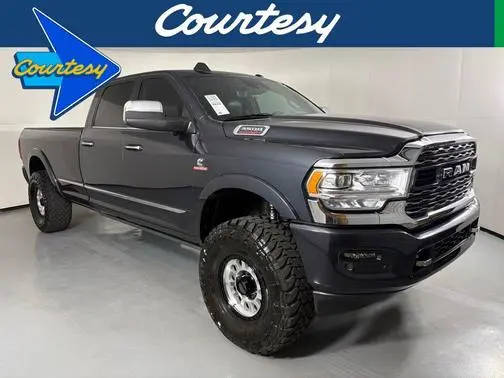 2022 Ram 3500 Limited 4WD photo
