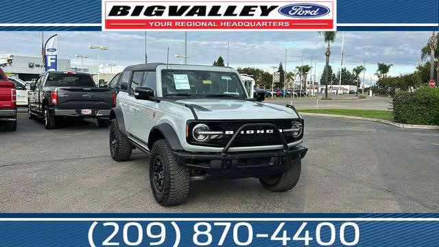 2021 Ford Bronco 4 Door First Edition 4WD photo