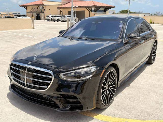 2022 Mercedes-Benz S-Class S 580 AWD photo