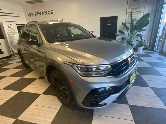 2022 Volkswagen Tiguan SE R-Line Black AWD photo