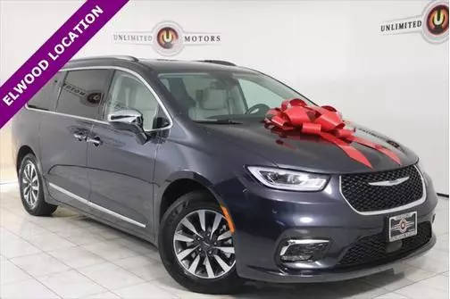 2021 Chrysler Pacifica Minivan Hybrid Limited FWD photo