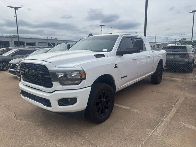 2022 Ram 3500 Big Horn 4WD photo