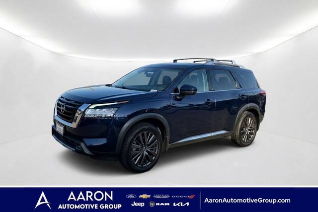 2022 Nissan Pathfinder SL FWD photo