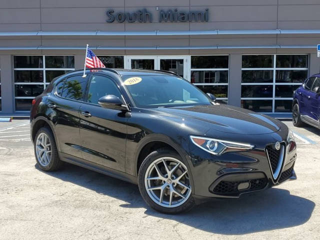 2018 Alfa Romeo Stelvio Ti Sport AWD photo