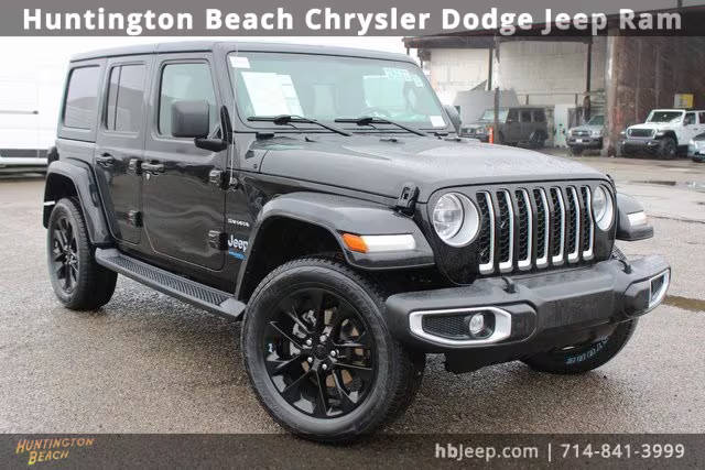 2021 Jeep Wrangler Unlimited 4xe Unlimited Sahara 4WD photo