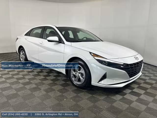 2022 Hyundai Elantra SE FWD photo